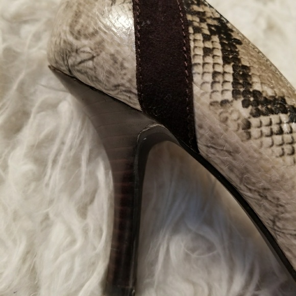 Kenneth Cole Sz 6 Gorgeous 3.5" Heels - Picture 4 of 8